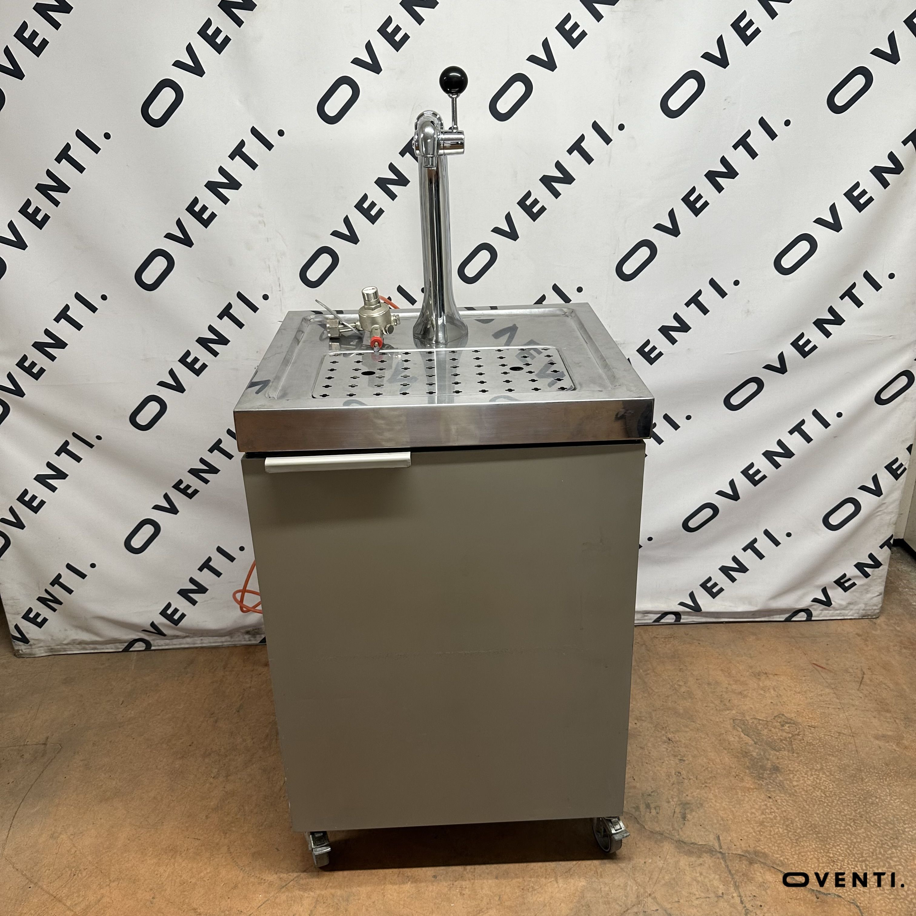 Tireuse à Bière Soudek Green Line - 1 Ligne, 20 Litres/heure, Refroidissement à Sec, Tonneau En Chêne Et Acier Inox, 230V - 10